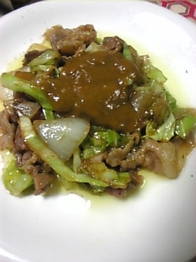 お子様大好き!!カレー肉野菜炒め♪
