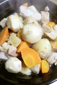 柚子胡椒を多めに入れて、小芋の甘辛煮