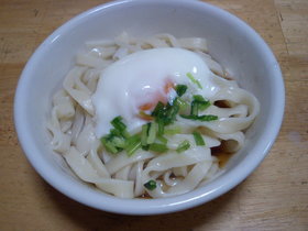手打ちうどん♪♪温玉ぶっかけ