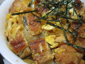 柔らか~美味しい~うな玉どん