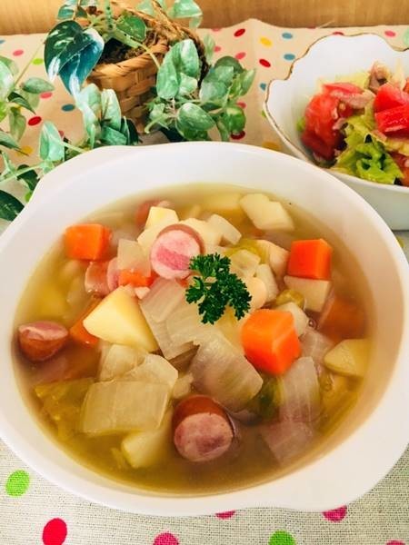 大豆野菜ウィンナーのコトコト煮込みスープの画像
