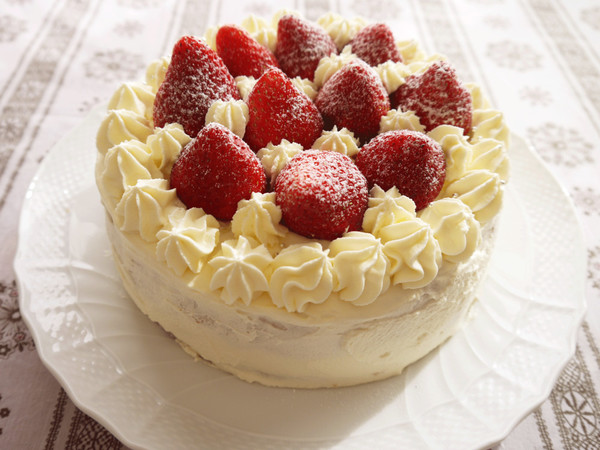 クリスマスケーキ イチゴのデコレーションケーキ