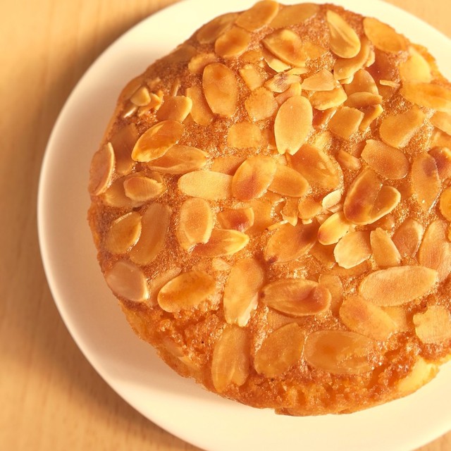 糖質制限 簡単贅沢アーモンドケーキ レシピ 作り方 By なむい クックパッド 簡単おいしいみんなのレシピが366万品