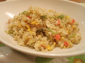 ささげ菜とかまぼこのチャーハン