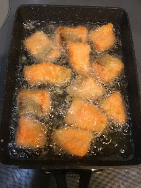 幼児食にも 簡単骨なしサーモンフライ