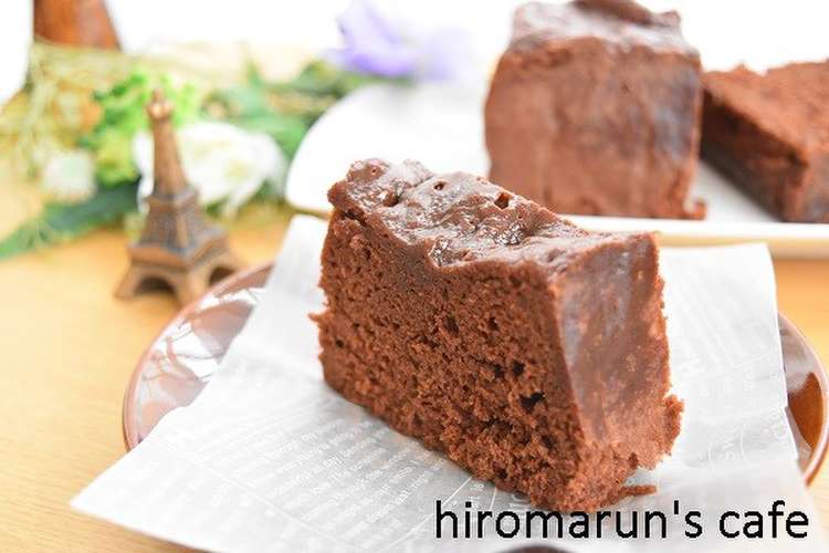 レンジで2分 タッパーで簡単チョコケーキ レシピ 作り方 By Hiromarun クックパッド 簡単おいしいみんなのレシピが350万品