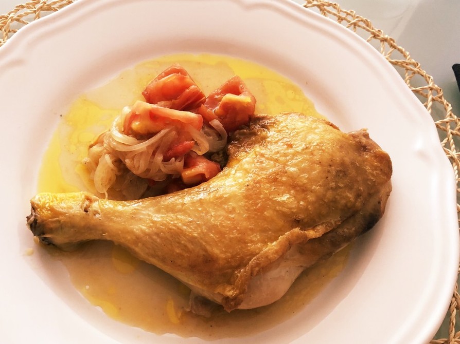 スペイン料理・鶏肉とトマトのルスティードの画像