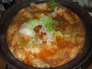 味噌仕立てキムチ鍋の写真