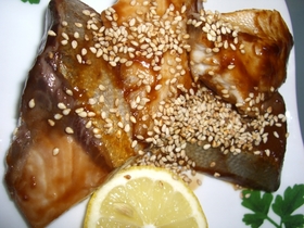 ブリのオイスター照り焼き