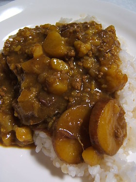 さつまいもとカリフラワーの挽肉カレー