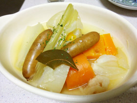 厳しい冬は厚切りダイコンで和洋ポトフです