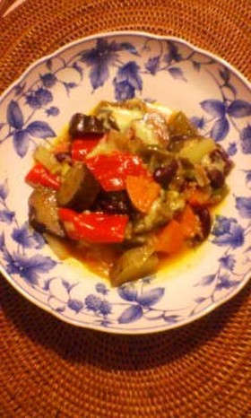 色々野菜のトマト&チーズ煮