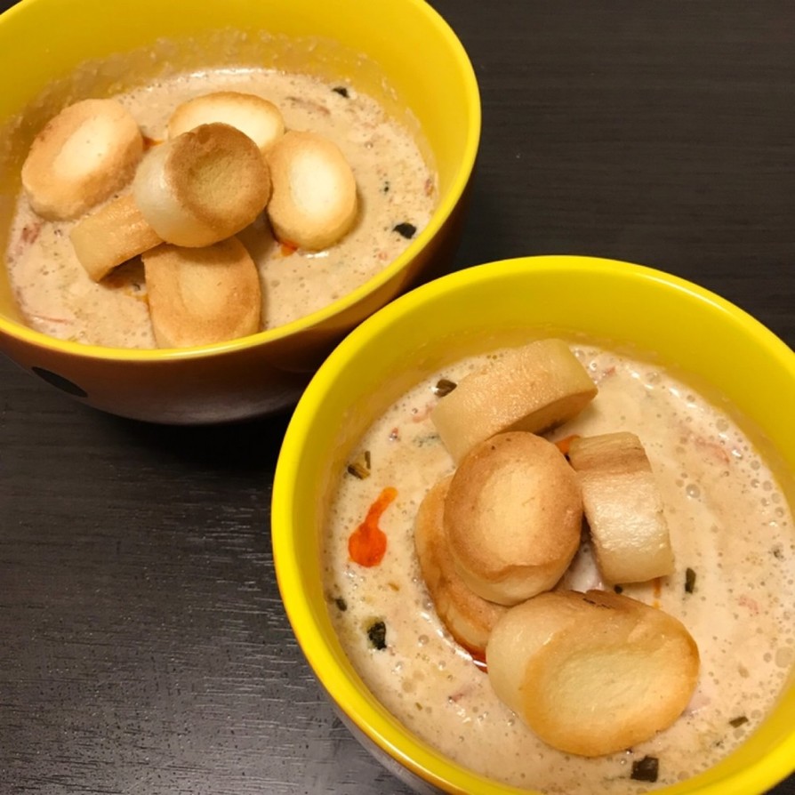 台湾の定番朝ごはん！豆乳スープ(鹹豆漿)の画像