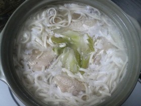 簡単♪手羽うどんすき