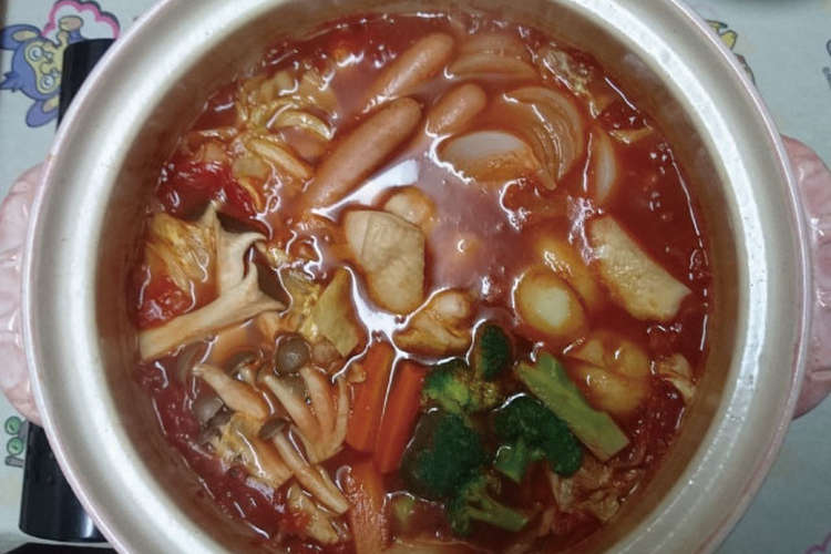 トマトホール缶で作るあったかトマト鍋 レシピ 作り方 By クックik6dbg クックパッド 簡単おいしいみんなのレシピが364万品