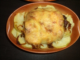 余った焼きそばソースで✿簡単グラタン
