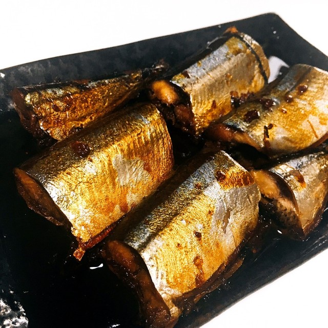 炊飯器で作る 簡単秋刀魚の甘露煮 レシピ 作り方 By Chihiro クックパッド 簡単おいしいみんなのレシピが375万品