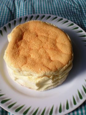 ふわふわしっとりスフレチーズケーキ