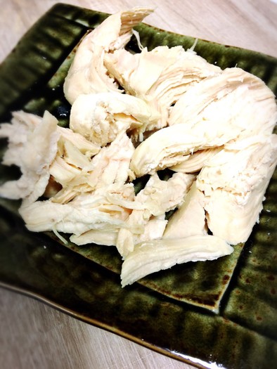 美味しい鶏胸肉の茹で方&チキンスープの写真