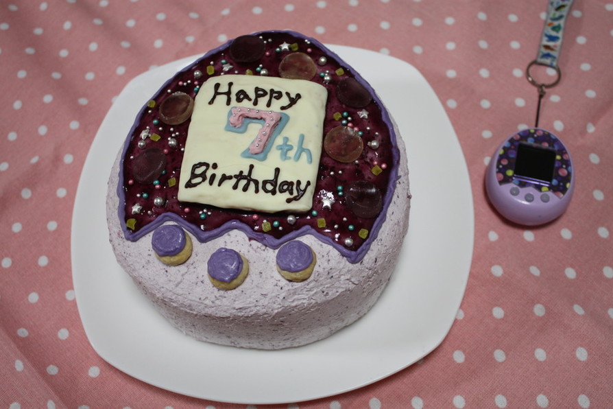 ７歳お誕生日　簡単たまごっちケーキ　の画像