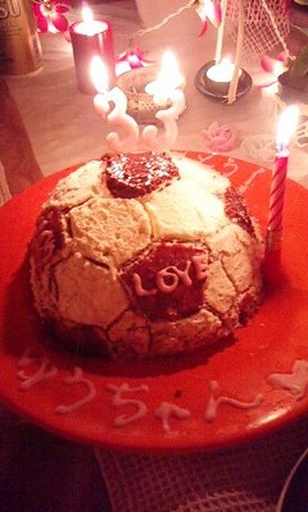 お誕生日に♪サッカーボール☆ケーキ