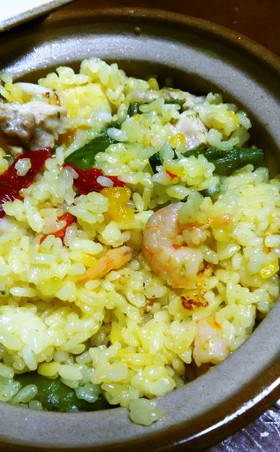 アウトドア飯 土鍋で簡単パエリア♪