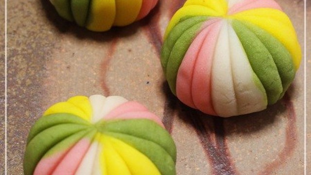 和菓子 レンジで簡単 ねりきり手毬 レシピ 作り方 By チェリーまま49 クックパッド 簡単おいしいみんなのレシピが361万品 和菓子 レンジで簡単 ねりきり手毬 レシピ 作り方 By チェリーまま49 クックパッド 簡単おいしいみんなのレシピが361万品