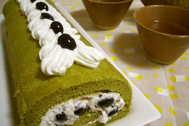 ふわふわ 黒豆 抹茶のロールケーキ レシピ 作り方 By 梅ミッキー クックパッド 簡単おいしいみんなのレシピが353万品