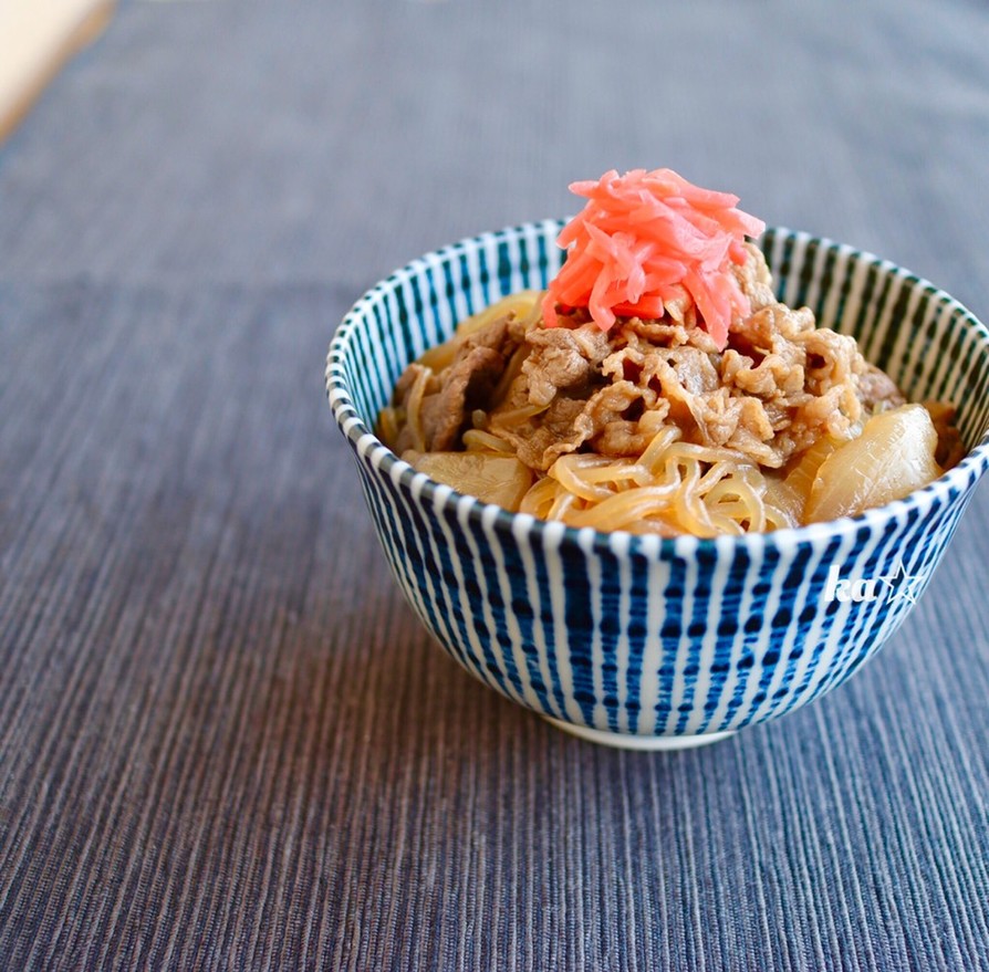 ［簡単 優しい 牛丼 しらたき入り］の画像