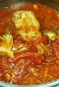 簡単で美味しい！鶏肉のトマト煮
