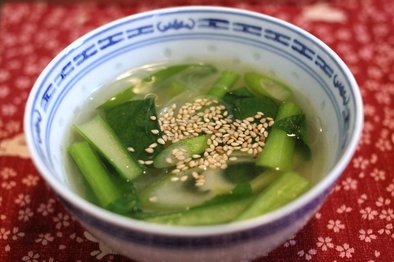 小松菜とねぎの春雨スープの写真