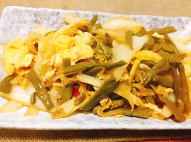 白菜と漬物のピリ辛中華炒めの写真