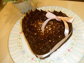 本命バレンタインに♡ハートのチョコケーキ