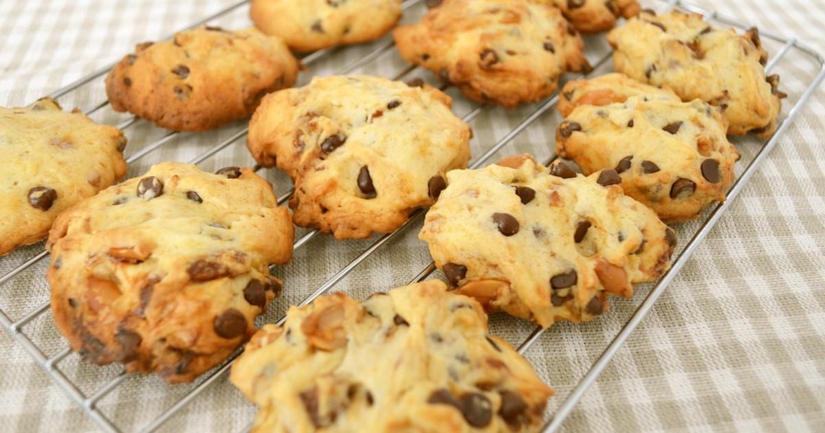 小麦粉を使わないピーナッツとチョコレートチップクッキーのレシピ