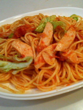 あるものでトマトソースパスタ
