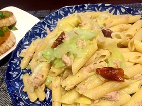 簡単ドライトマトとツナのパスタ