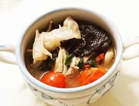 幸せの黒いキクラゲダイエット鍋
