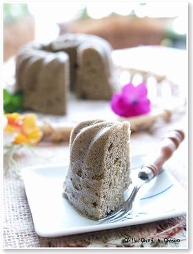 黒ゴマきなこのレンジケーキ