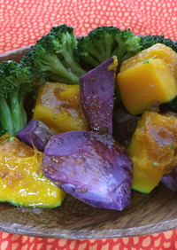 紫芋・かぼちゃ・ブロッコリーの温サラダ