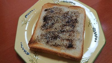 紅茶葉&粉チーズ☆ミルクシュガートーストの写真