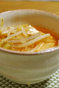 豆腐のキムチスープ