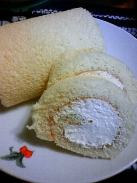 おさつクリームのロールケーキ