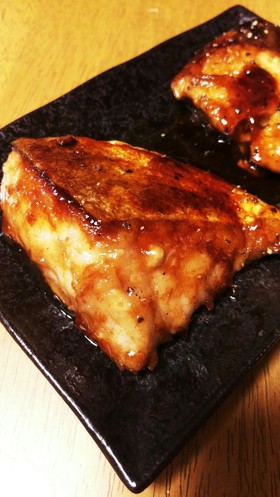 鰤のバルサミコ照り焼き