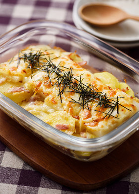 お餅とポテトのみそチーズグラタン