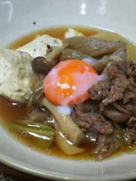 **我が家の肉豆腐*とろろん温泉卵つき*