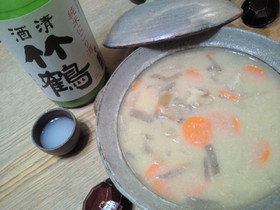禁断の酒精強化土鍋粕汁