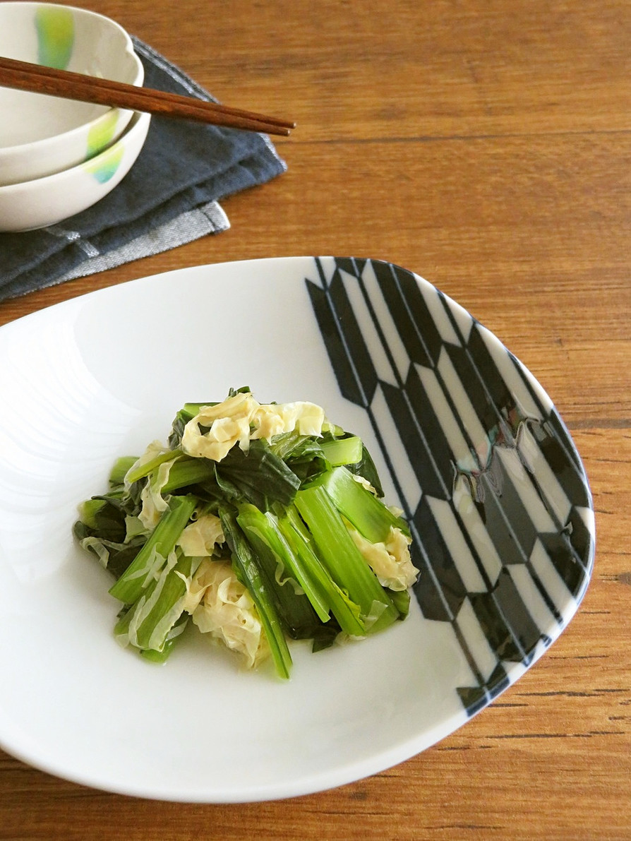 白だしで簡単☆小松菜と湯葉の煮浸しの画像