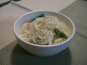 簡単さっぱりそうめんサラダ♪