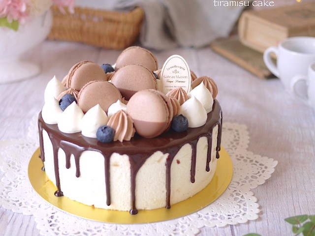 ドリップケーキに ココアグラサージュ レシピ 作り方 By S Cafe12 クックパッド 簡単おいしいみんなのレシピが360万品