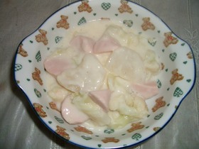 魚肉ソーセージのクリーム煮
